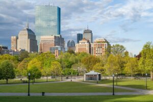 Bằng nail ở Massachusetts: 100 giờ, không thi thực hành